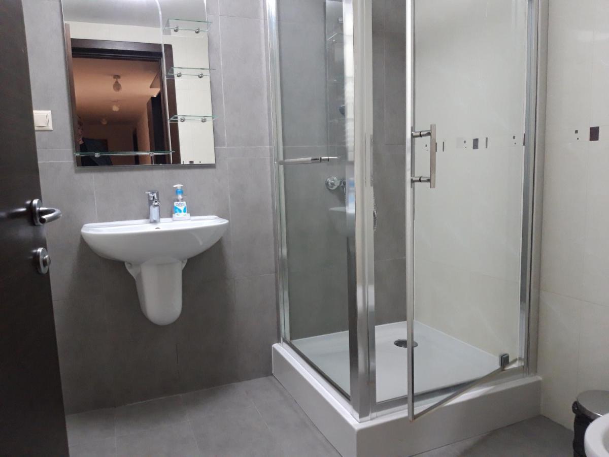 Papas Apartments Bucurestii Noi Exteriér fotografie