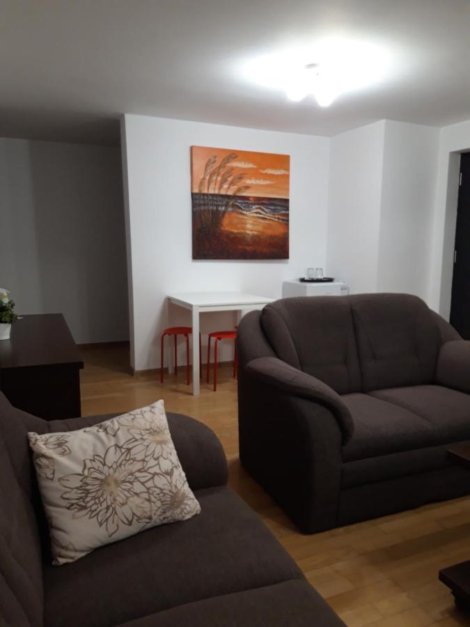 Papas Apartments Bucurestii Noi Exteriér fotografie